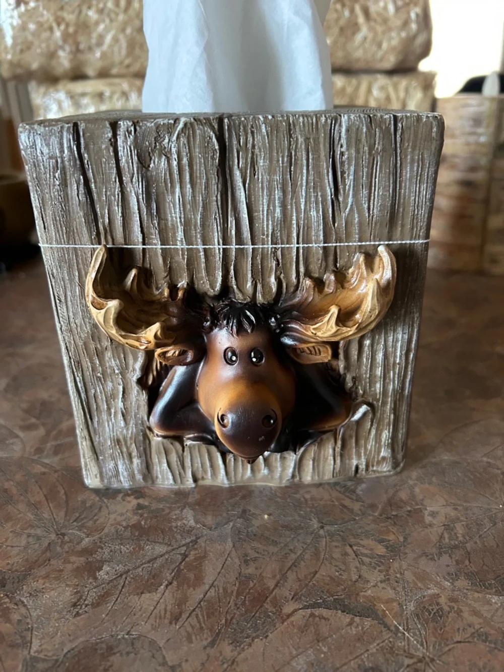 De Leon Collections Rustic Moose 🫎 Kleenex Display Holder